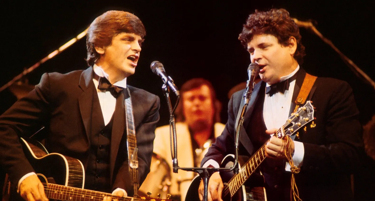 Harmonies in Prime Time: The Everly Brothers Step into the Spotlight on ABC