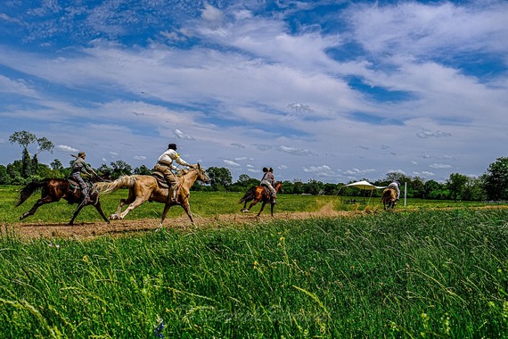 The Thunder of Hooves: Historic Horse Racing Returns to Washington-on-the-Brazos